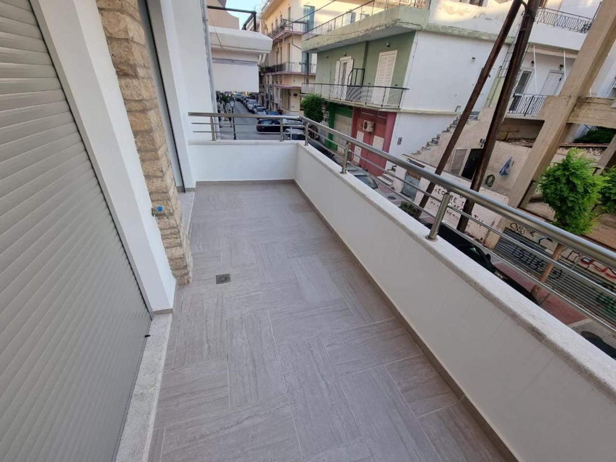 Agora Luxury Apartment 1 ルートラキ エクステリア 写真